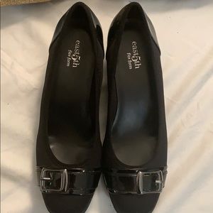 EAST 5th Flex form Pumps - Size 7M